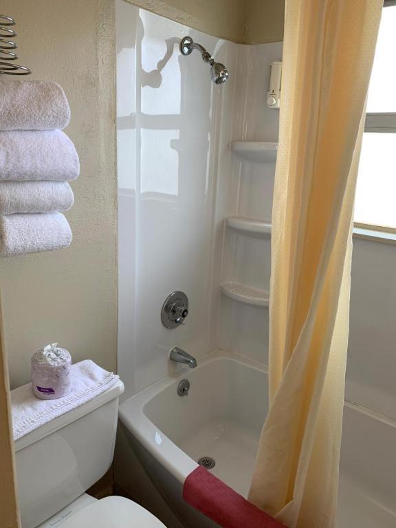 Economy Inn Reedsport Zewnętrze zdjęcie