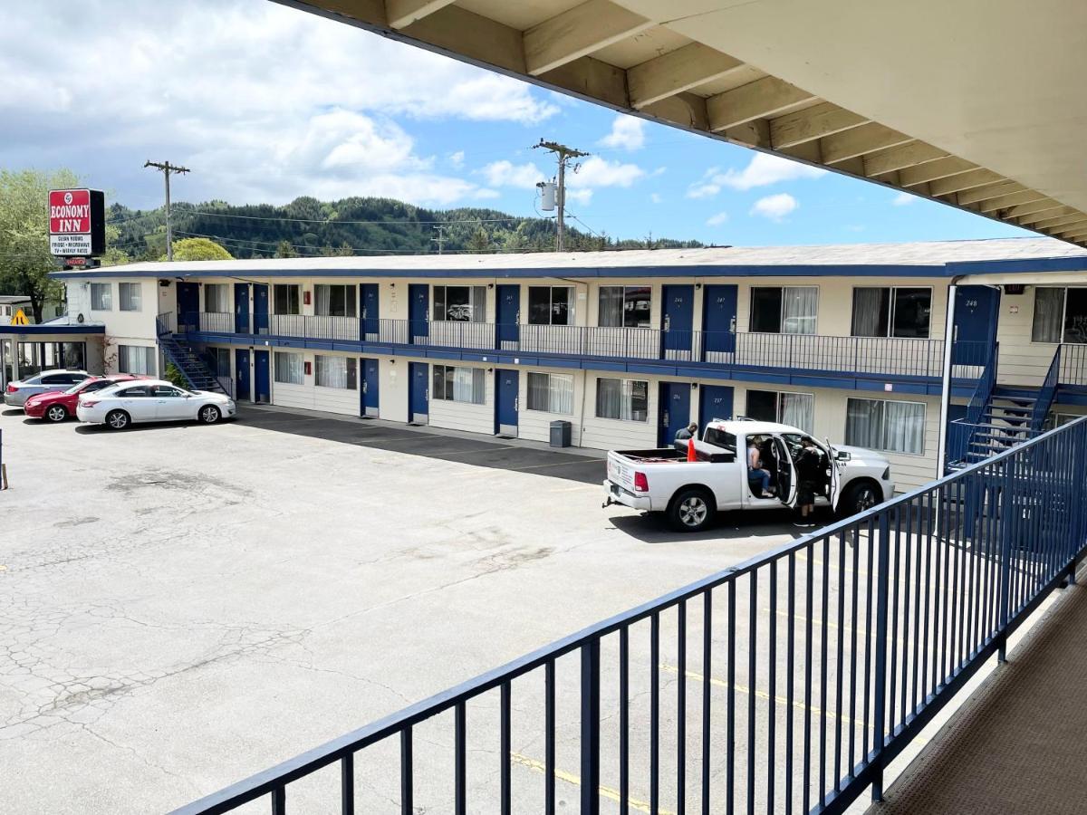 Economy Inn Reedsport Zewnętrze zdjęcie